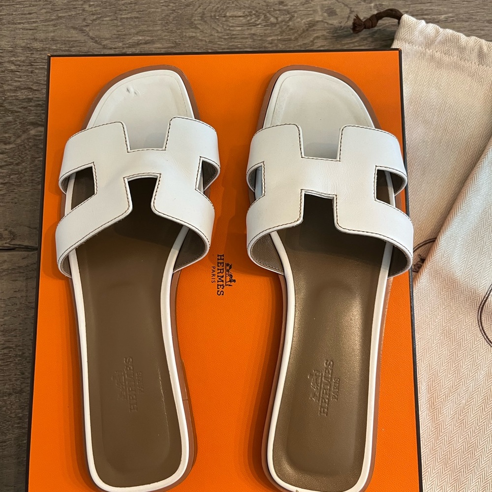 Hermes Oran sandal